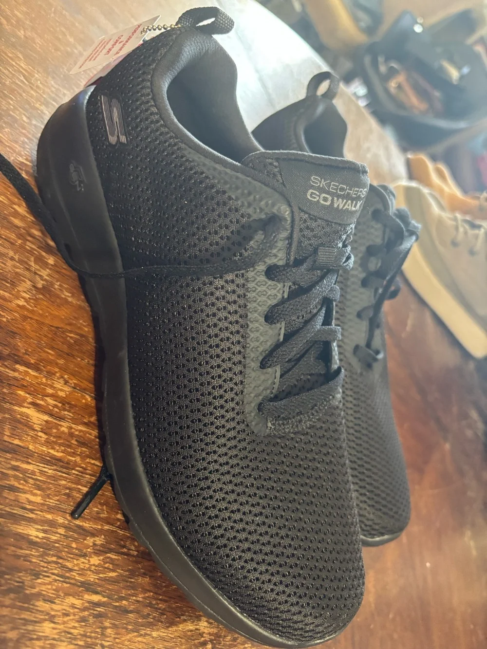 Skechers GOwalk woman’s Black Mesh Walking Shoes